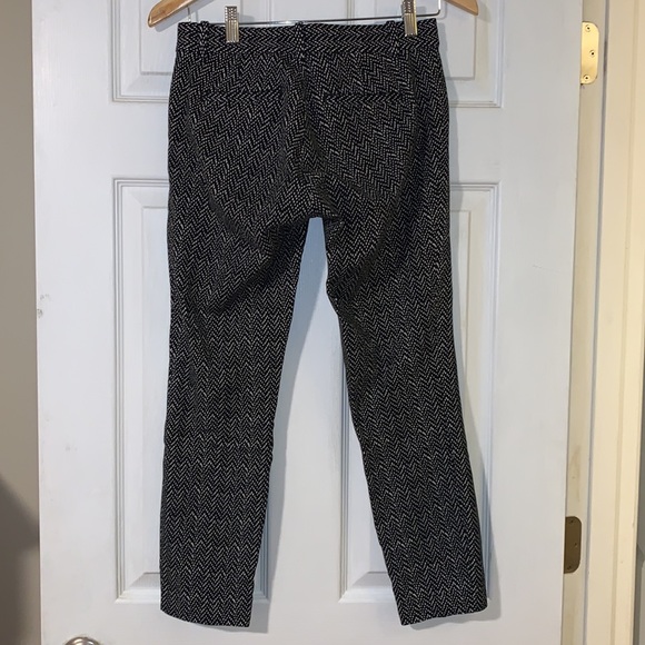 Black and white patterned pants - Picture 3 of 3